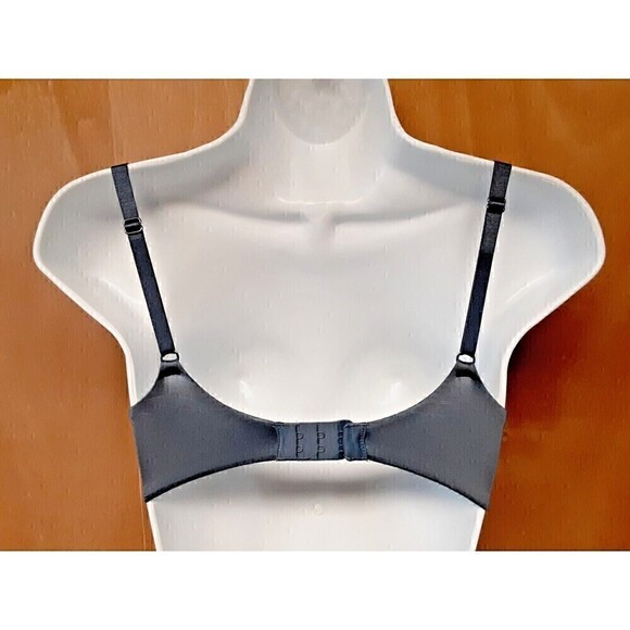 Victoria's Secret Fabulous Plunge Padded Underwire Push Up Bra Size 32C Blue - Picture 4 of 10